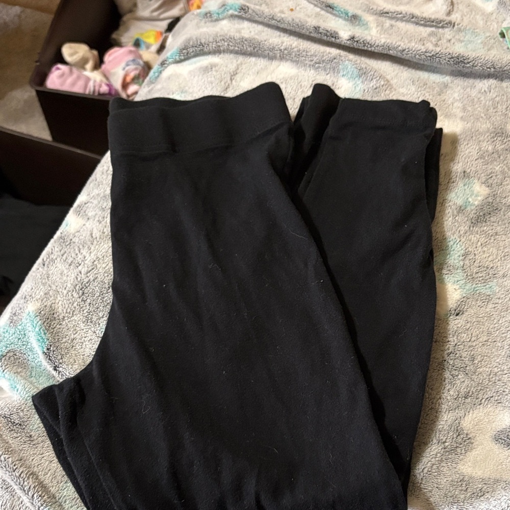 Old Navy Black Capris